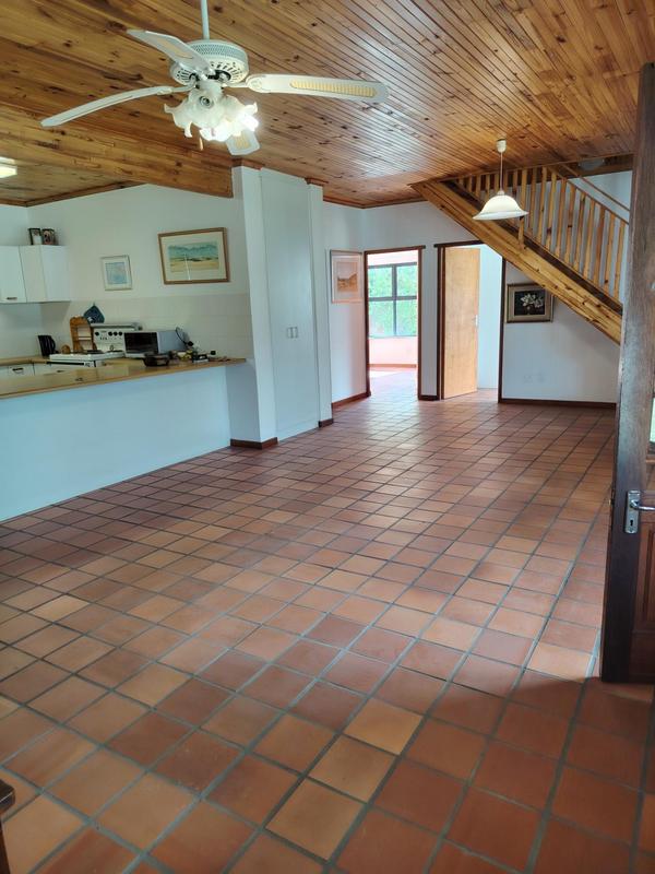 To Let 4 Bedroom Property for Rent in Onrus Western Cape